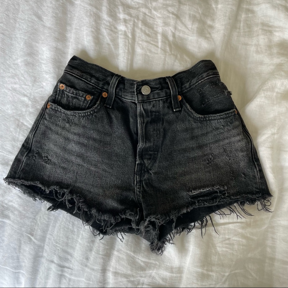 Levi's high waisted shorts
